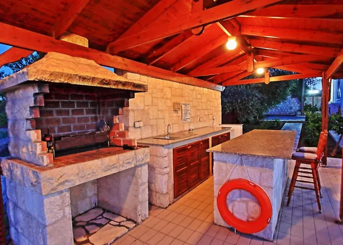 Mandola Rosa Villa *